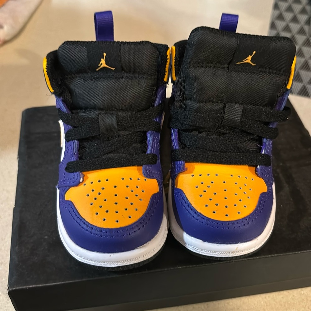 Air Jordan Mid TD “Lakers “ infant 👶🏻